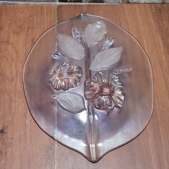 Glass Crystal Frosted Calypso Canape Hibiscus Leaf Shape Platter - Picture 15 of 16